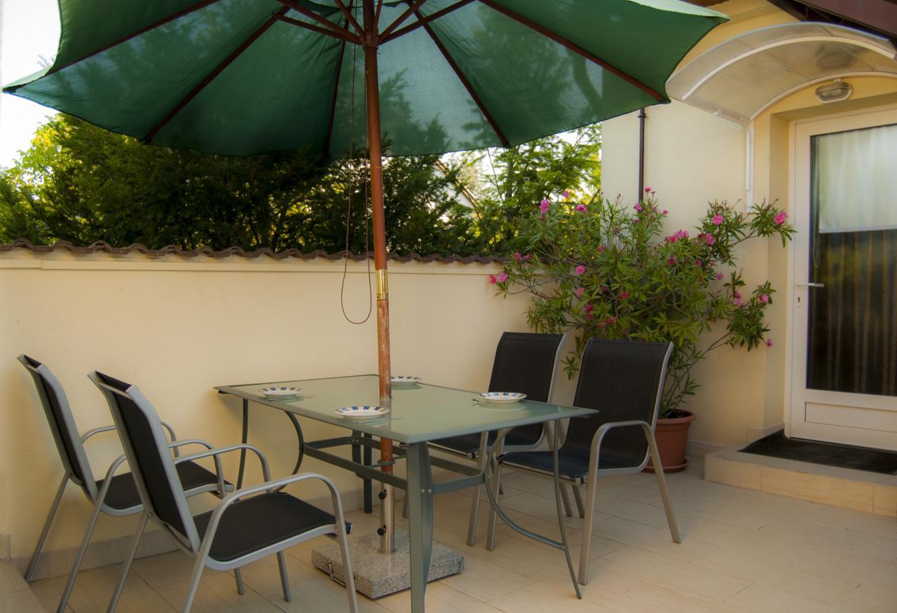 Marietta Apartman เฮวิซ ภายนอก รูปภาพ